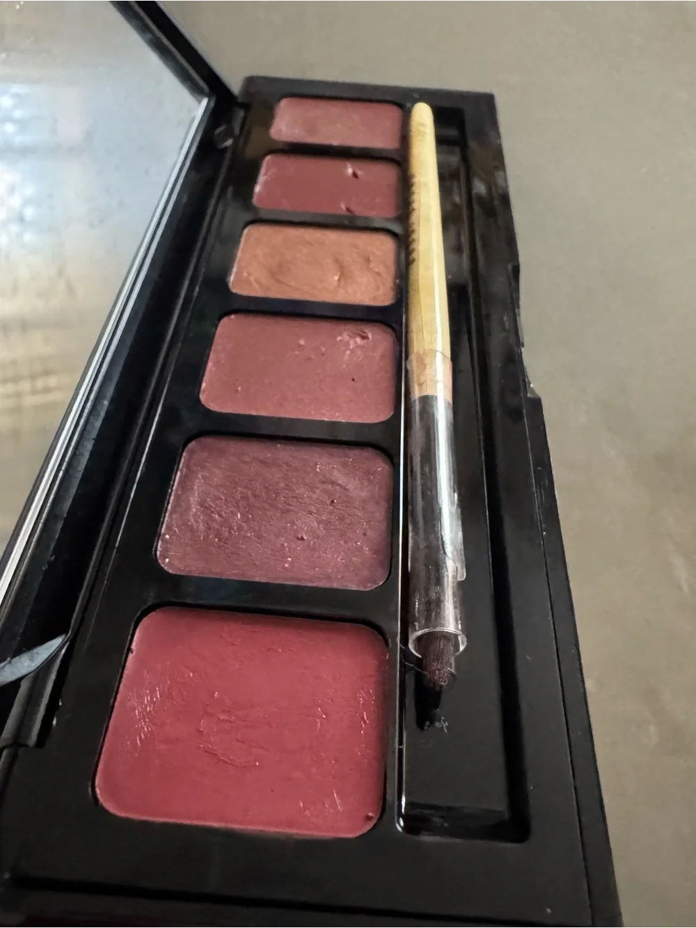 Bobbi Brown Pink & Gold Lip Palette Six Shades